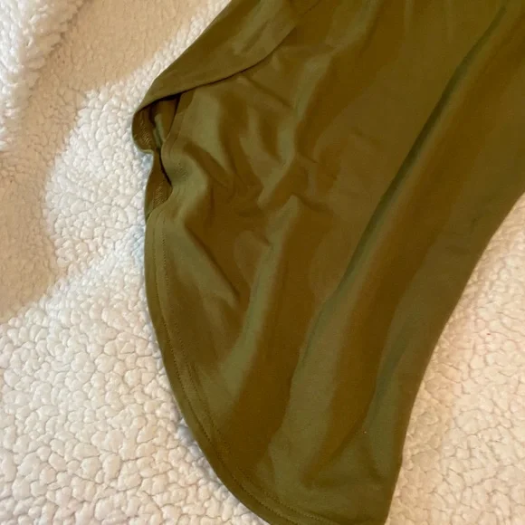 Matilda Jane olive colored size large capris.   NWT - Picture 2 of 10